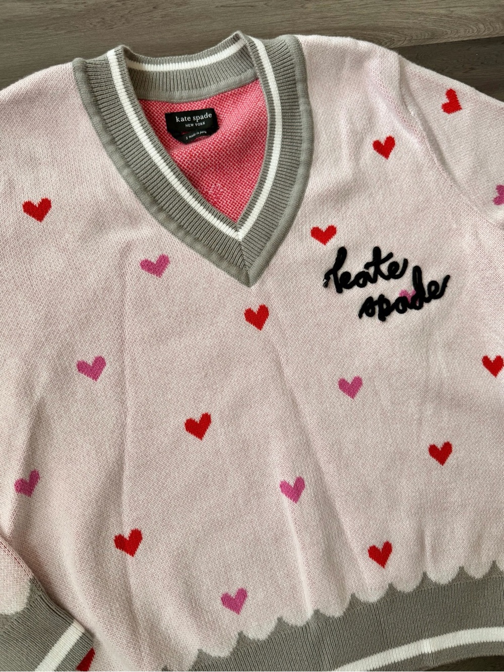 Kate Spade Pink Heart V-Neck Sweater Size Small